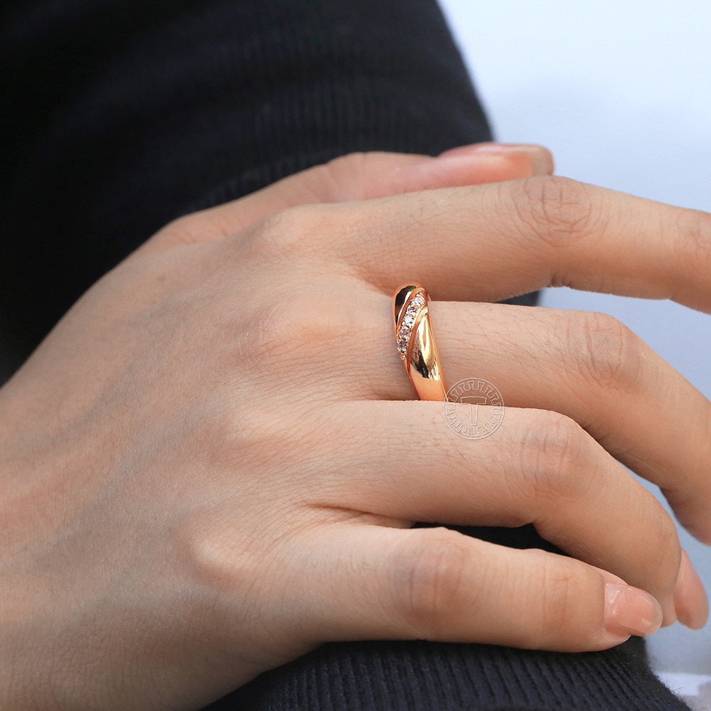 5.5mm 585 Rose Gold Ring White Rhinestone Cut CZ Cubic Zirconia Ring